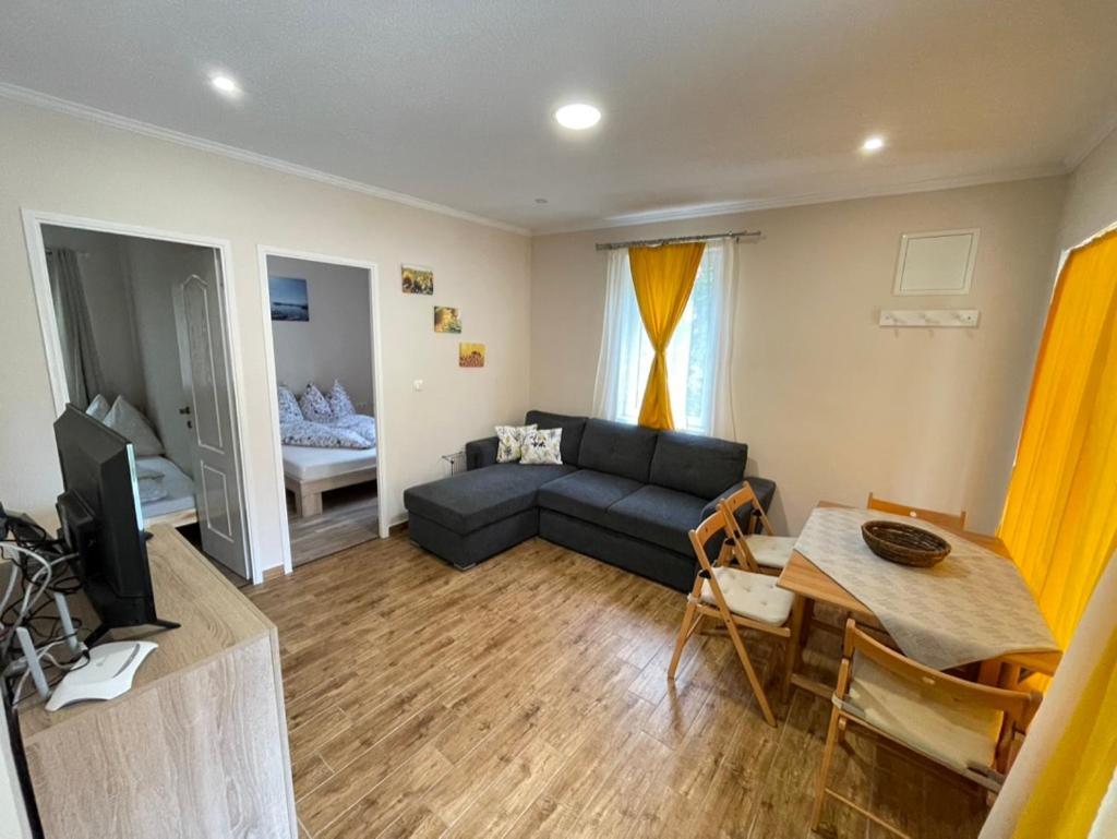 Vadszolo Apartman Balatonmariafurdo Bagian luar foto